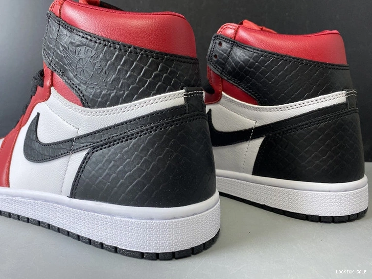Rep Air CD0461-601  1 High “Satin Jordan  OG WMNS Snake” 0522